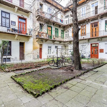 Bpr Stylish Mosaic Home With Terrace Budapest Eksteriør billede