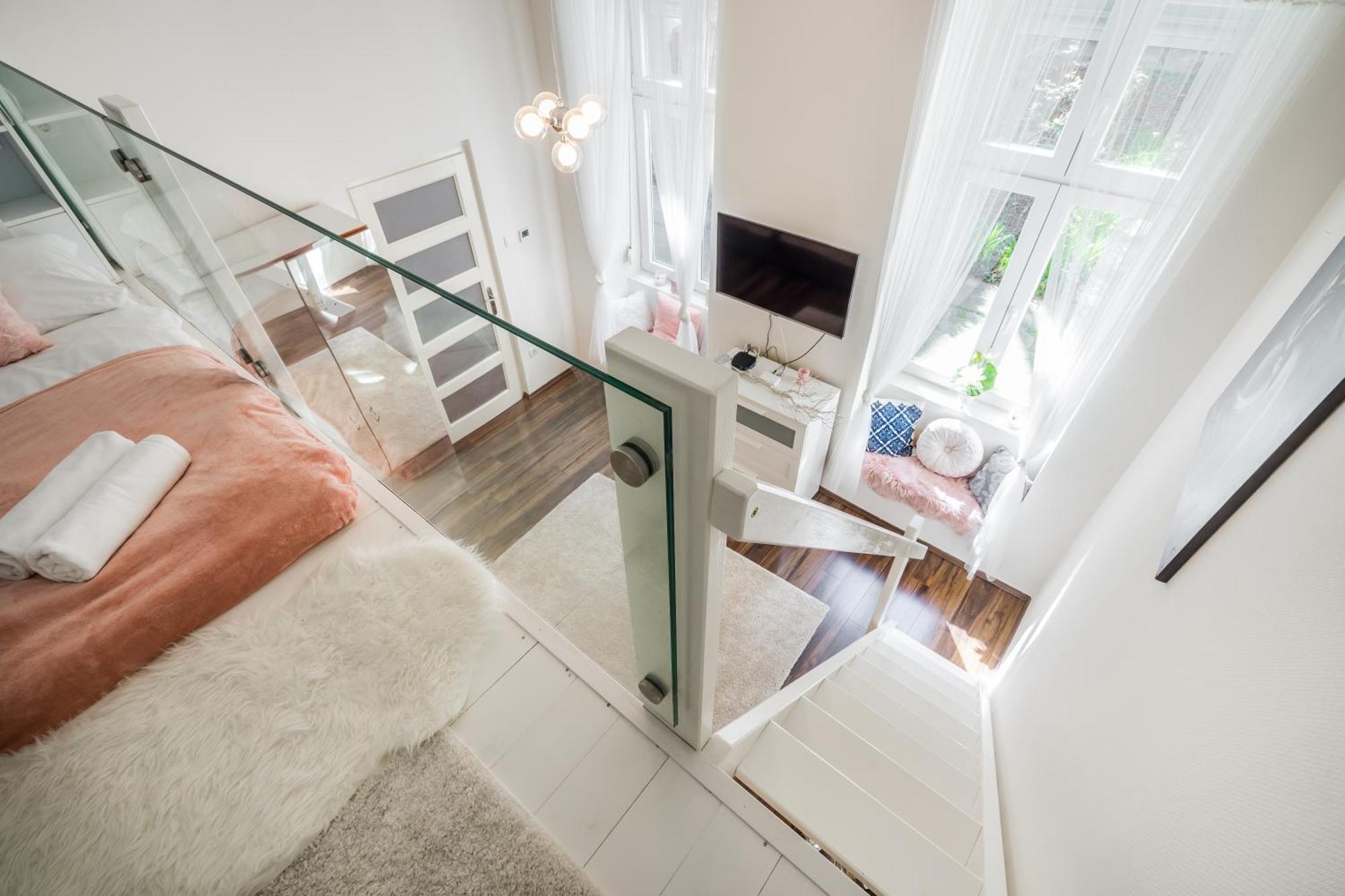 Bpr Stylish Mosaic Home With Terrace Budapest Eksteriør billede